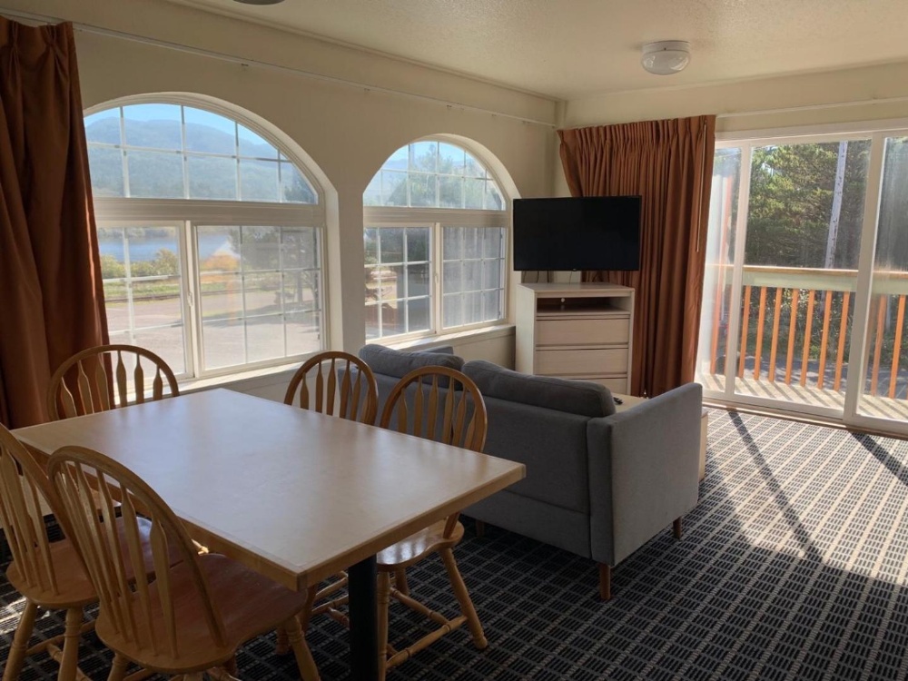 Surfside Resort Main image